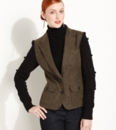 With contrast cable-knit sleeves, this wool-blend Kensie tweed blazer makes a fall statement!