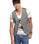 Add polish to any casual look with this on-trend vest from Kenneth Cole Reaction.