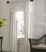 Dream of serene pastures with the Flowering Meadow window valance from Lenox. Characterized by embroidered yellow scallop trim along the hem, this valance in crisp white enlivens your bedroom with invigorating light.