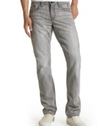 Rugged charm meets modern edge with these updated skinny straight leg jeans from Levi's.