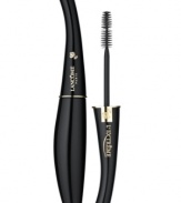 Extend your lashes up to 60%(tm) instantly! This exclusive Fibrestretch(tm) formula takes even the smallest natural lashes to dramatic lengths. The patented Extreme Lash brush attaches supple fibers to every eyelash for an instant lash extension effect.