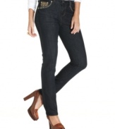 Rhinestones and embroidered back pockets give Earl Jeans' petite denim a style upgrade -- featuring a flattering skinny fit and slimming dark wash.