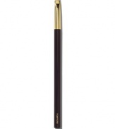 Tom Ford's brush collection is designed to bring ease and luxury to the process of creating your look - they make expert makeup application completely effortless. Apply Lip Color with ease and absolute precision. Developed with synthetic hair, this brush allows you to expertly modify or enhance the shape of the mouth for a smooth, finished look. Handle is designed for true comfort and balance.