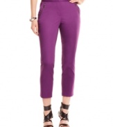 A fresh take on a neutral basic, this sleek stretch cotton capri pant from DKNYC makes a bold statement in a rich, colorful shade. Pair it with prints and your favorite sandals for effortlessly chic appeal.