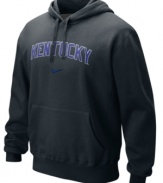 Keep warm as you root for the Kentucky Wild Cats in this hoodie by Nike.