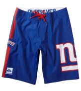 Weather might change but your love for football doesn't. Show off your allegiance to the New York Giants even in the off-season with these NFL board shorts from Quiksilver.