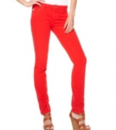 Spring is all about hot pants! In saturated shades, bright bottoms like this MICHAEL Michael Kors skinny version will lift your look!