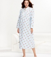 A festive pattern and comfy fit will make this flannel nightgown by Charter Club your favorite for the winter season.