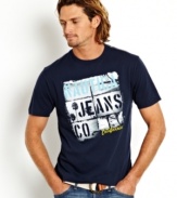 Slacker cool. Simply throw on this t-shirt from Nautica and ratchet up your casual look for the weekend.