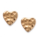 The loving couple. Studio Silver's pair of stud earrings, set in 18k rose gold over sterling silver, features a hammered heart design for a stylish touch with a bit of an edge. Approximate diameter: 1/2 inch.