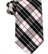 Stay on-target with tartan and this Tommy Hilfiger silk tie.