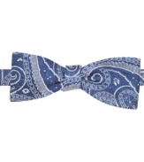 Add a pick-me-up to any outfit in this classic-with-a-twist paisley bow tie from Countess Mara.