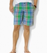 The classic-fitting Avalon swim short is rendered in quick-drying cotton-nylon with a preppy plaid pattern for casual style.