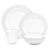 A soft, feminine look with Denby durability, the Lucille Silver place setting offers enduring everyday style. Shimmering swirls adorn creamy bone china in a pattern inspired by vintage lace and designed by English stylemaker, Monsoon.