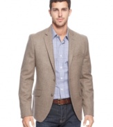 A herrringbone pattern on this Tallia sport coat adds instant sophistication to your daily wear.