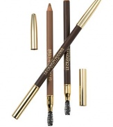 Powder Pencil for the Brows. The all-in-one essential for natural-looking, beautiful brows. At one end: a powder pencil to colour-correct and contour. At the other: a handy brush to blend and groom for soft, subtly defined brows. 