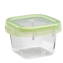 OXO Good Grips LockTop Containers make storing your food as easy as pie. Inner locking tabs and a silicone ring create leak proof, airtight lids that snap on easily. Durable, BPA-free Tritan bodies resist warping and staining, and are crystal clear to reveal contents inside. Containers stack neatly without toppling, to optimize space in the refrigerator or freezer.