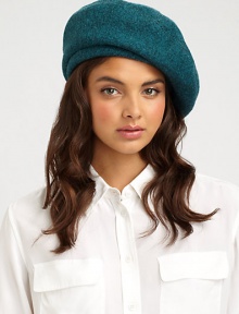 A classic beret is crafted in softly spun wool with adjustable inner band for a perfect fit.WoolAdjustable inner bandPindot linedHand washImported