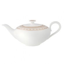 The Samarkand bone china collection by Villeroy & Boch combines stylish, exotic elements with timeless elegance. Precious golden bands and chains decorate this pure white bone china pattern. Warm ivory tones add a harmonious touch. Mix and match with the coordinating Mosaic-designed pieces for a look that is truly your own.