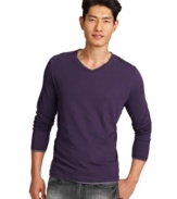 Made from super soft Pima cotton, this Kenneth Cole New York v-neck is cozy and contemporary.