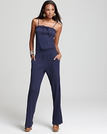 A gauzy Joie jumpsuit breathes new life into the one-piece with its laid-back luxe styling. Rendered in soft cotton, this look masters chic whether you wear it with flat leather flip-flops or platform sandals.