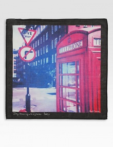 A colorful photograph of the iconic city of London set in Italian cotton.13 x 13CottonDry cleanMade in Italy