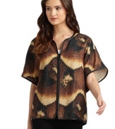 THE LOOKAllover woven abstract printPipping trimDolman sleevesWelt pocketsZip frontTHE FITAbout 24 from shoulder to hemTHE MATERIALWool/polyamideCARE & ORIGINDry cleanImportedModel shown is 5'9½ (176cm) wearing US size Small. 