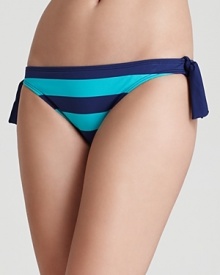 Naval stripes come about on this bikini from Splendid. Boasting a classic cut, this bottom has iconic maritime appeal that extends beyond the yacht club.