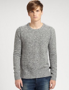 A luxe blend of merino wool and cashmere all in a classic crewneck pullover.CrewneckInverted seams at shouldersRibbed trimPullover style68% merino wool/29% cashmere/3% polyamideDry cleanImported