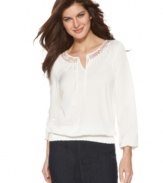 This Ellen Tracy look is a glammed-up version of the easy peasant top, thanks to sequin embellishment at the neckline!