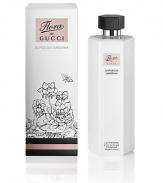 A sparkling prelude of succulent red berries and juicy pear gives way to an opulent floral heart. The plushness of gardenia petals is enhanced by the creamy warmth of frangipani flower, underlaid by the delectable aroma of patchouli and brown sugar. Gorgeous Gardenia is a paean to the lightness of the shrub's first blossom and the addictive richness of it in full bloom. The result is gorgeously feminine. The Gorgeous Gardenia woman exudes a sultry sensuality that is lushly enticing.