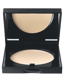 The final touch to the perfectly made-up face. Bobbi Brown's Sheer Finish Loose Powder is also available as a pressed powder in a sleek, square compact. An elegant and easy way to carry with you throughout the day. Comes with Pressed Powder Puff. 0.38 oz. 