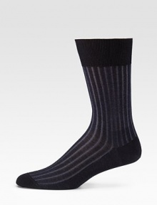 A silky, lustrous finish in fil d'ecosse cotton, ribbed with striking color and detailed with a hand-linked toe for a more durable life. Mid-calf height Cotton; machine wash Imported