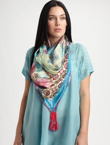 A glorious woven silk scarf with a perfectly charming print.42 X 42SilkHand washImported