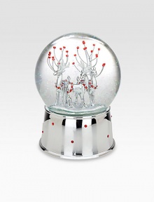 Festively decorated animals and the tune Greensleeves make this an ideal accent for the holiday home.Red jeweled silverplate base6.25 HElegantly packaged for gift-giving and storageImported