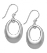 Give your look shape. Touch of Silver's sweet open-cut oval drop earrings are crafted in silver-plated brass with a sterling silver ear finding. Approximate drop: 4/5 inch.