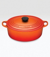 Crafted from heavy stoneware, Le Creuset cookware is the ultimate ingredient for chefs and home cooks worldwide. With its recessed-edge lid, this enameled cast iron oven masters slow cooking, evenly distributing and retaining heat.