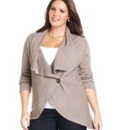 A must-have layering piece for the season: Design 365's ribbed plus size cardigan.