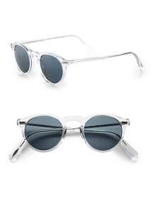 Vintage acetate style inspired by the signature optical frame worn by Gregory Peck as Atticus Finch in the film To Kill A Mockingbird. Available in crystal frames with indigo photochromic lenses.Acetate100% UV ProtectionImported