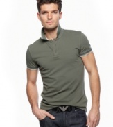 Elevate your casual look with this polo shirt from Armani Jeans with contrast striping at the collar and sleeves.