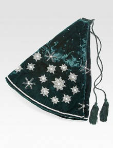 EXCLUSIVELY AT SAKS. Light-catching beaded snowflakes decorate this lush velvet tree skirt, from renowned designer Sudha Pennathur. HandcraftedVelvet with bead embroidery50 diam.Dry cleanImported