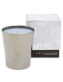 Cote D'Azur Bougie Luxe Large Candle blends white lily, water hyacinth and white freesia with pink rose and French verbena. Created to inspire and soothe the soul, these candles are derived from all-natural beeswax. Each skillfully blends unique botanical wax with the most seductive fine fragrance oils from around the world. Experience Vie Luxe and escape to the place of your dreams. 60-hour burn time. 8.0 oz. 