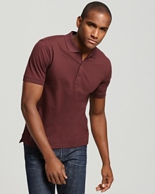 This HUGO polo is a luxe version of a timeless classic in a new-season spiced hue.