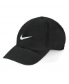 Stay cool when it heats up. This Nike hat has Dri-Fit technology to wick away sweat for optimal comfort.