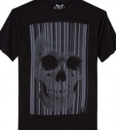 Join the crew. This skeleton t-shirt from Univibe gets you in with the casual cool crowd.