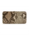 This super purse-friendly flat frame wallet by Style&co. is definitely a girl's best trend. Choose from either a vibrant textured pink or metallic snakeskin for a glam way to carry your necessities.