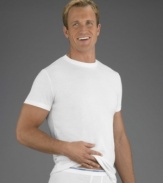 Modern styling meets the quality and dependability of Jockey's Classics collection. Luxurious and durable 100% fine gauge combed cotton fits to your body and keeps its shape wash after wash. Enjoy the updated, streamlined look that fits well underneath another shirt or can be worn alone. Tag-free labeling reduces irritation and enhances your overall comfort.  Stock up on modern style with this 3-pack!