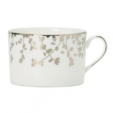 An instant classic from Kate Spade, the Gardner Street Platinum dinnerware collection is the definition of contemporary elegance. Delicate platinum branches with dainty leaves sweep over the sides of this dinnerware, bringing an elegant feel to your table.