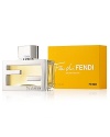 Fan di FENDI is a pure object of desire. A glamorous piece of sensual gold. The Eau de Parfum is an exciting fragrance, a sexy scent for the skin: radiant, sensual, and addictive.Top Notes: Pear, black currant accord, tangerine, pink peppercorn. Heart Notes: Damascena rose, yellow jasmine. Base Notes: Soft leather accord, patchouli.