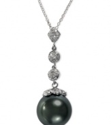 EFFY Collection's exquisite pendant is the perfect mix of sparkle and artistry. Crafted in 14k white gold with cultured Tahitian pearls (10-11 mm) and sparkling diamonds (1/5 ct. t.w.). Approximate length: 18 inches. Approximate drop: 1-1/5 inches.